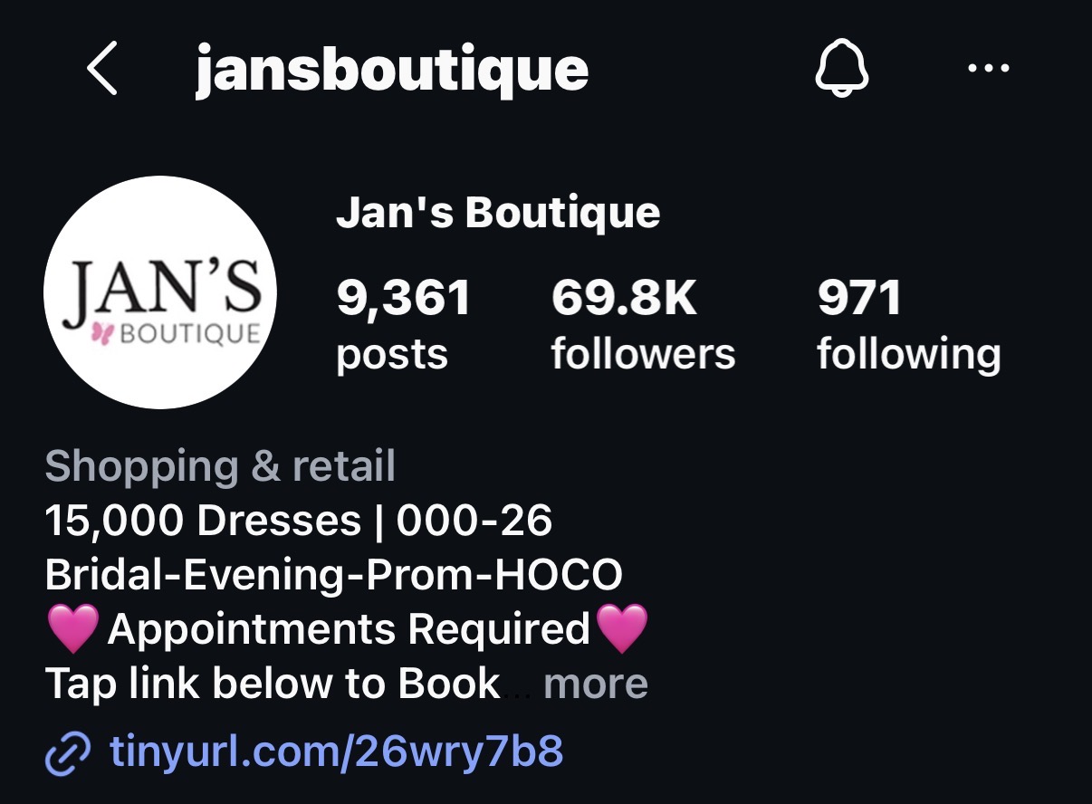 Jan's Boutique Instagram profile showing 69.8K followers.